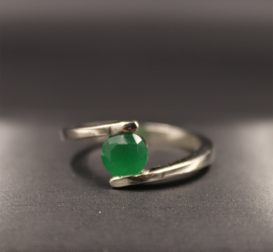 Round Emerald Ring