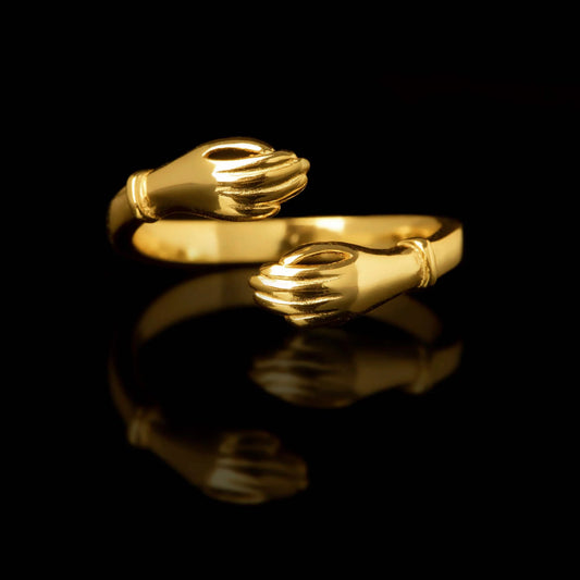 Eternal Hug Ring (Gold)